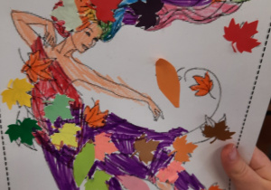 Prezentacja prac dzieci „Pani Jesień” – prace wykonane z bibuły, kolorowych papierowych listków, ususzonych liści,kredek.