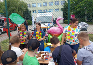 Uczestnicy Pikniku Rodzinnego S.P.6