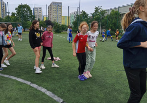 Uczestnicy Pikniku Rodzinnego S.P.6