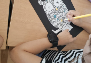 Prace uczniów wykonywane w Dniu Kropki.