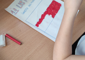 Prace plastyczne związane z 11 listopada.