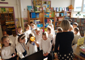 Pasowanie na czytelników biblioteki szkolnej.