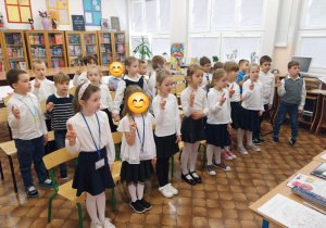 Pasowanie na czytelników biblioteki szkolnej.