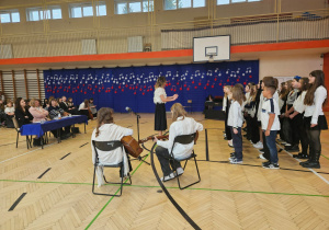 Chór SP 137 „Dźwięczne Kamyki”