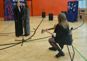 Jagoda Kalata, Kinga Tomczyk – S.P. nr 111 w Łodzi