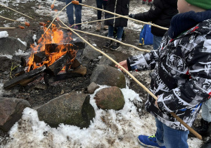 Dzieci z klasy 2a i 2b w Kłóbce.