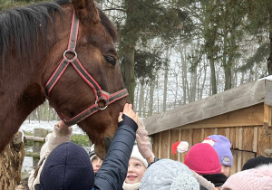 Dzieci z klasy 2a i 2b w Kłóbce.
