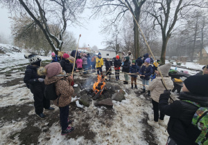 Dzieci z klasy 2a i 2b w Kłóbce.
