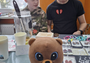 Kiermasz przygotowany przez uczniów i rodziców naszej szkoły.