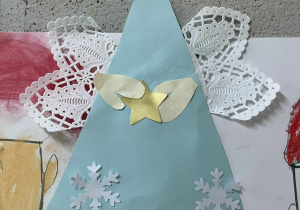 Warsztaty plastyczne prowadzone przez nauczycieli świetlicy szkolnej.