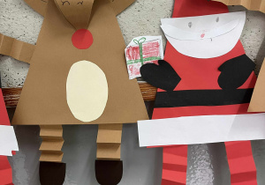 Warsztaty plastyczne prowadzone przez nauczycieli świetlicy szkolnej.