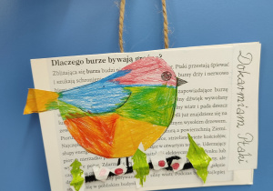 Zajęcia dotyczące dokarmiania ptaków zimą.