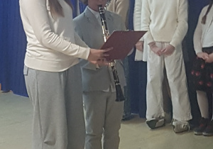 Uczestnicy koncertu kolęd i pastorałek.