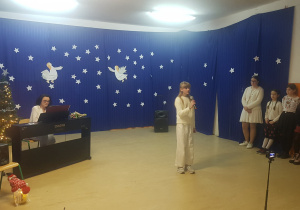 Uczestnicy koncertu kolęd i pastorałek.