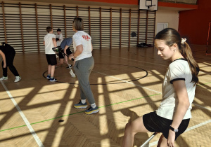 Tydzień mózgu na lekcjach wychowania fizycznego.