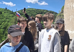 Uczniowie klas 5a,6a, 8a, 8b podziwiali urokliwe miejsca południowej Polski i Słowacji.