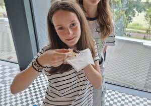 Uczniowie klas 5b i 5c na wycieczce w Warszawie.