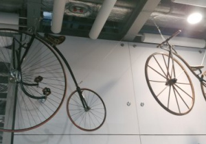 Wystawa ,,Historia rowerów"